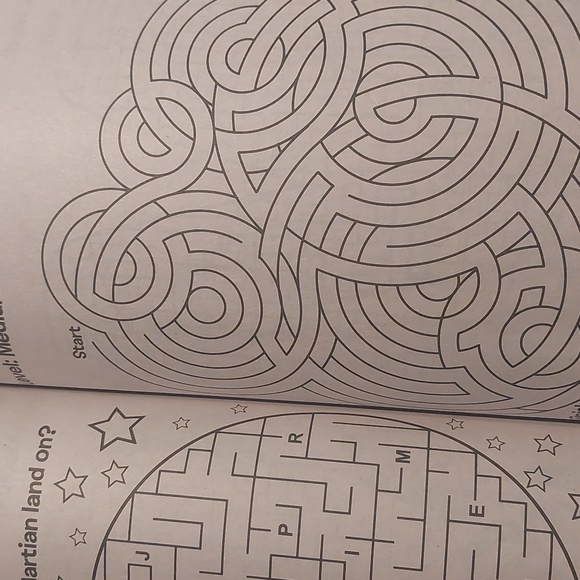 Activity book - Picture 3 of 6